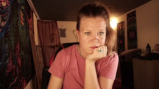 CallMeMaria Webcamshow