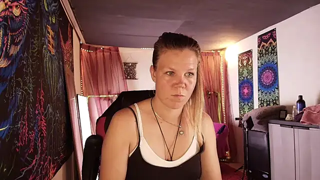 CallMeMaria's Live XXX Chat