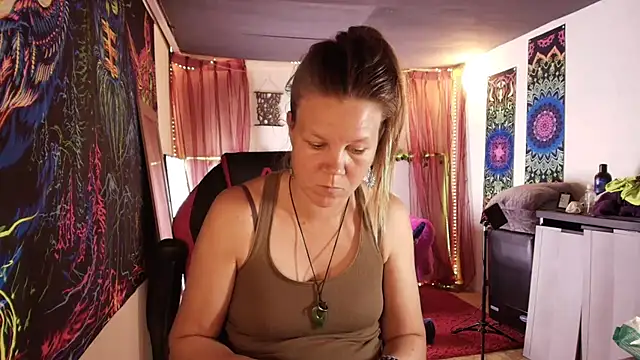 CallMeMaria Webcamshow