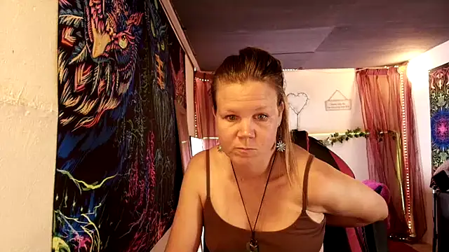 CallMeMaria webcam show