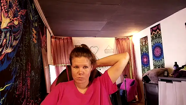 CallMeMarian Webbikameraesitys