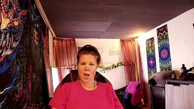 CallMeMaria webcam show