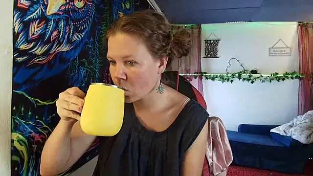CallMeMaria's Webcam Show