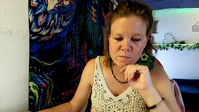 CallMeMaria Webcamshow