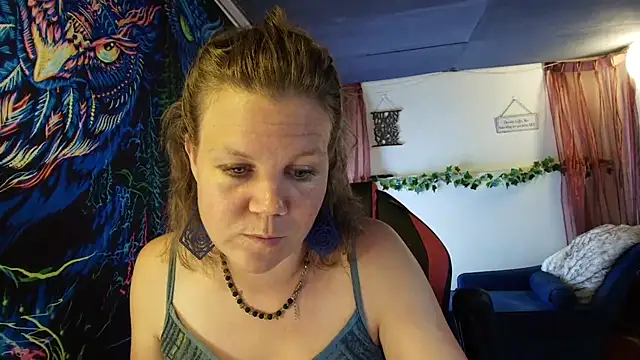 CallMeMarian Webbikameraesitys