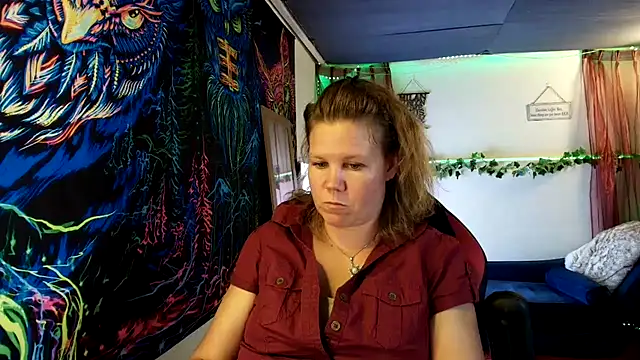 CallMeMarian Webbikameraesitys
