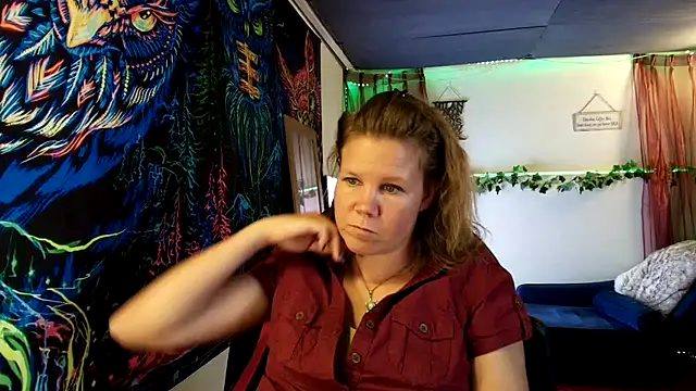 CallMeMarian Webbikameraesitys