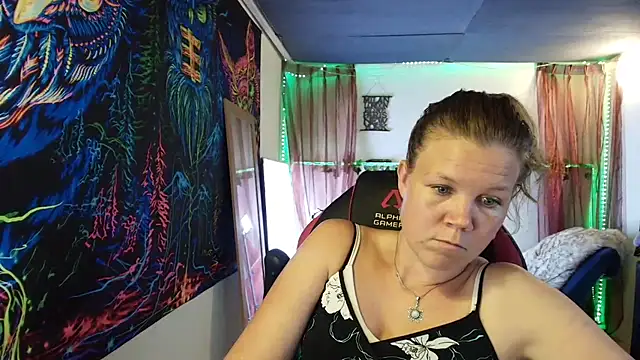 CallMeMarian Live XXX chat