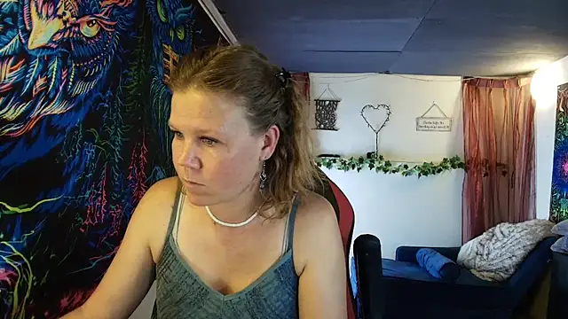 Chatroom XXX en direct de CallMeMaria