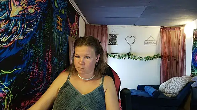 CallMeMaria webcam show