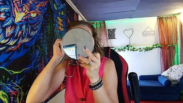 Chat +18 de CallMeMaria ao vivo