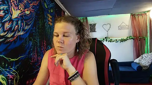 CallMeMarian Webbikameraesitys