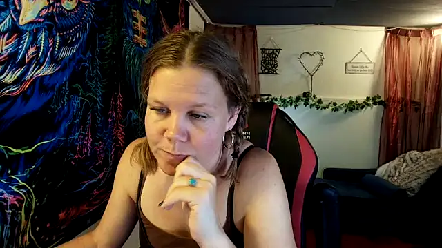 Chat +18 de CallMeMaria ao vivo