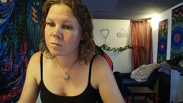 CallMeMarian Webbikameraesitys