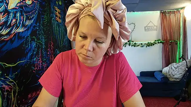 CallMeMaria Webcamshow