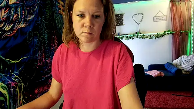 CallMeMaria live XXX chat
