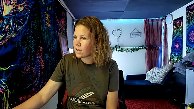 CallMeMaria Webcamshow
