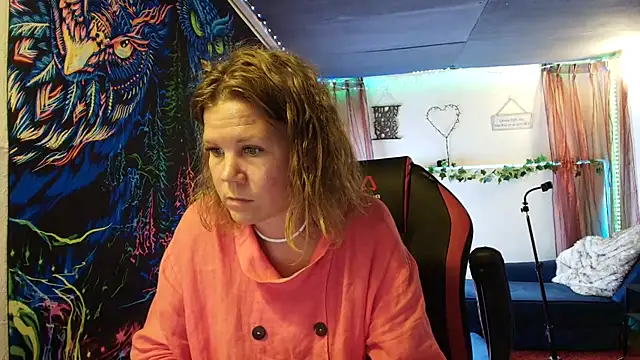 CallMeMaria webcam show