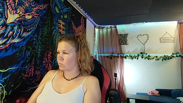 CallMeMaria Webcam Show