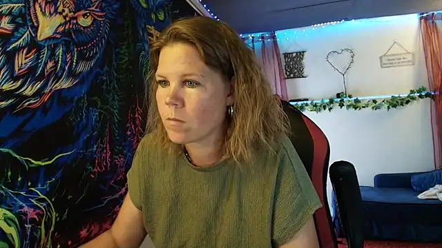 CallMeMaria webcam show
