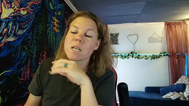 CallMeMaria Webcam Show