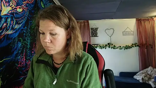 Chat +18 de CallMeMaria ao vivo
