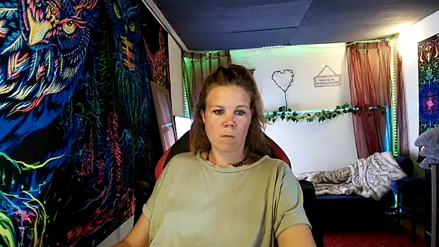 CallMeMaria webcam show