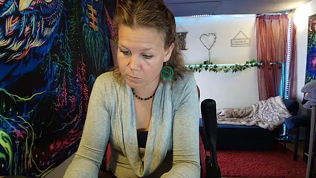 CallMeMaria Webcam Show