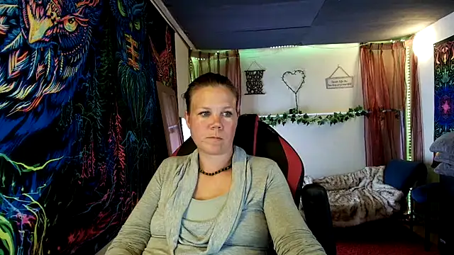 CallMeMaria Adlı Modelin Canlı XXX Sohbeti
