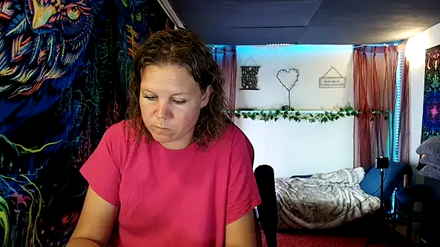 CallMeMarian Webbikameraesitys