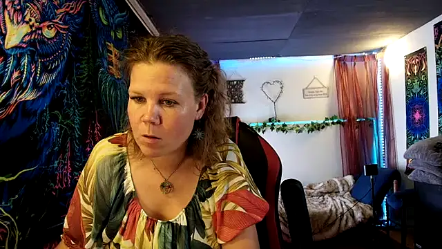 CallMeMaria webcam show