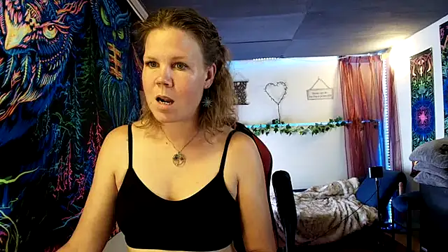 CallMeMaria Webcamshow