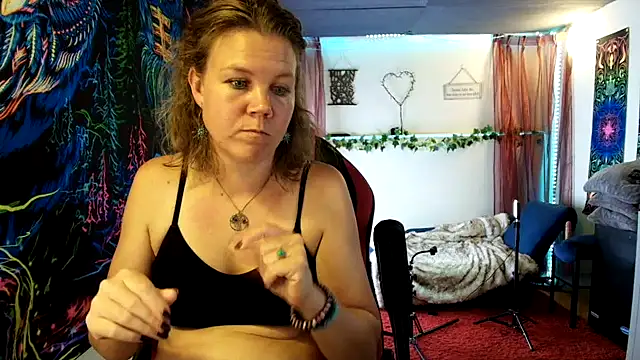CallMeMaria Webcamshow