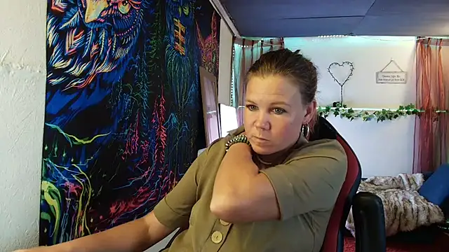 CallMeMaria webcam show