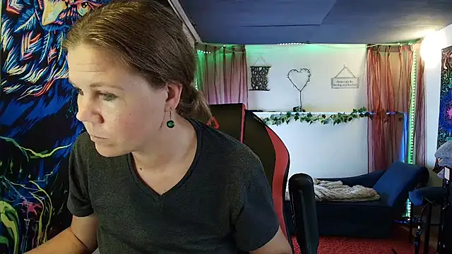 CallMeMaria webcam show
