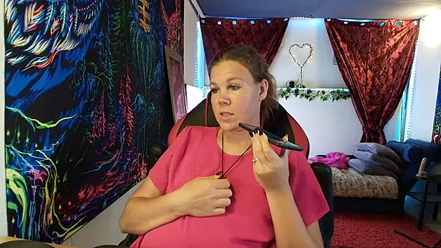 Show modela CallMeMaria na web-kameri