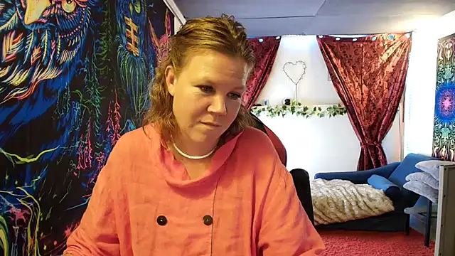 CallMeMaria webcam show