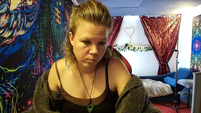 CallMeMaria webcam show
