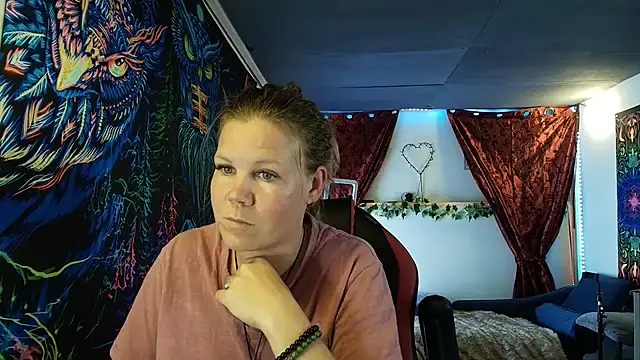 CallMeMaria webcam show