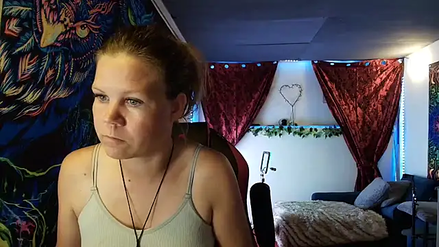 CallMeMaria Webcam Show