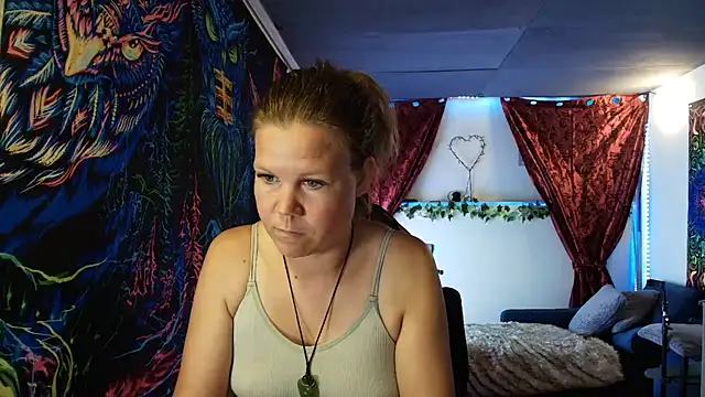 CallMeMaria Webcam Show