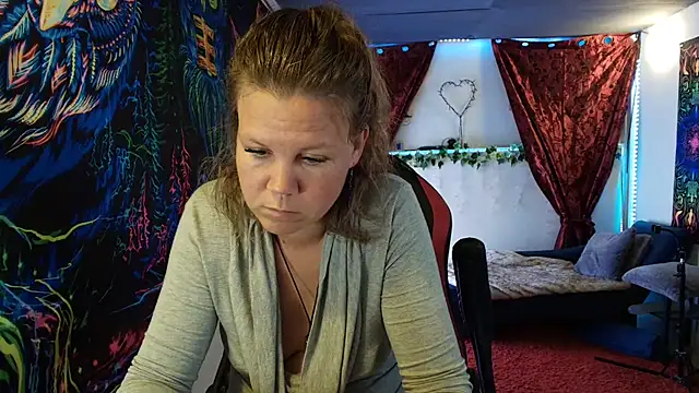 CallMeMaria webcam show