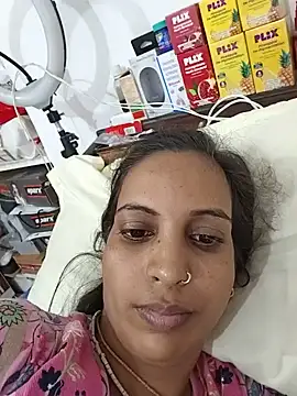 Sexy-Kajal2 Chat XXX in diretta