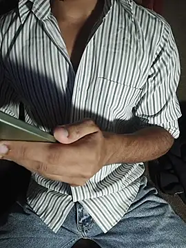 Show modela HARSH_JAAT8 na web-kameri