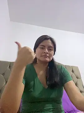 غرفة دردشة Debora9703 المباشرة