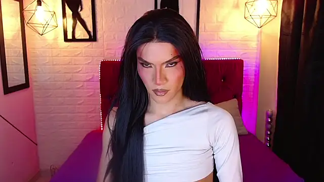 Webkamerová show agatha_rodriguez