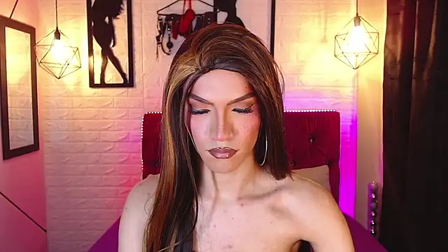 Webkamerová show agatha_rodriguez