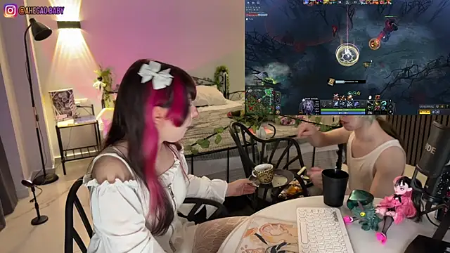 Webkamerová show h3ntai_baby