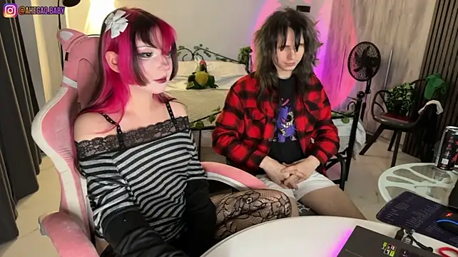 h3ntai_baby Webcam show