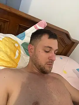 Show modela hugedickedd na web-kameri